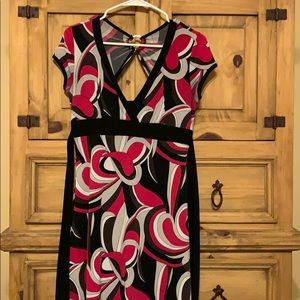 Geometric print keyhole back dress